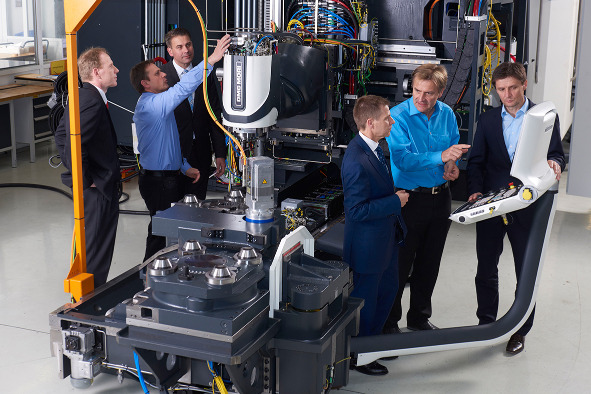 在一个实际投资项目中，舍弗勒和Deckel Maho Pfronten公司的专家开发出了&ldquo;机床4.0&rdquo;，利用现有生产技术与传感器、云技术和数字化零部件的连接，向数字化生产目标迈出了实质性的一步。